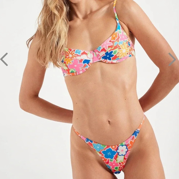 EUC OneOne Swimwear Bikini SET Lupita Florence Print Alli Cute Multicolor - Picture 8 of 11